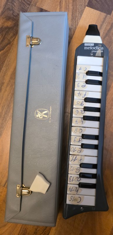 2 x Melodiki Hohner Piano 26 - 01 2 x Melodiki Hohner Piano 26 - 01