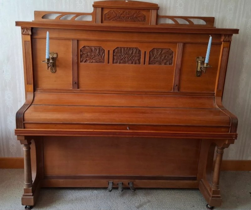Pianino Jacob czapka 1911r - 01 Pianino Jacob czapka 1911r - 01
