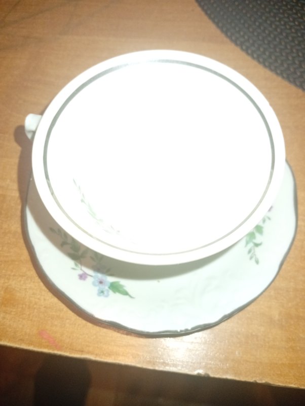 Porcelana, filiżanki że spodeczkami